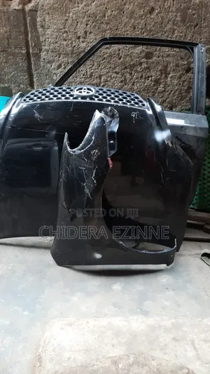 Toyota Matrix 2005 Complete Bonnet And Fender