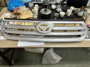 Front Grill Highlander 2012 Available