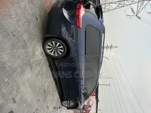 Toyota Sienna XLE AWD (3.5L 6cyl 8A) 2018 Blue
