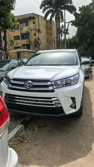 Toyota Highlander Limited 4x4 V6 (3.5L 6cyl 8A) 2018 White