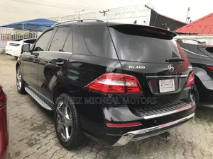 Mercedes-Benz M Class ML400 4MATIC 4dr SUV AWD (3.0L 6cyl Turbo 7A)