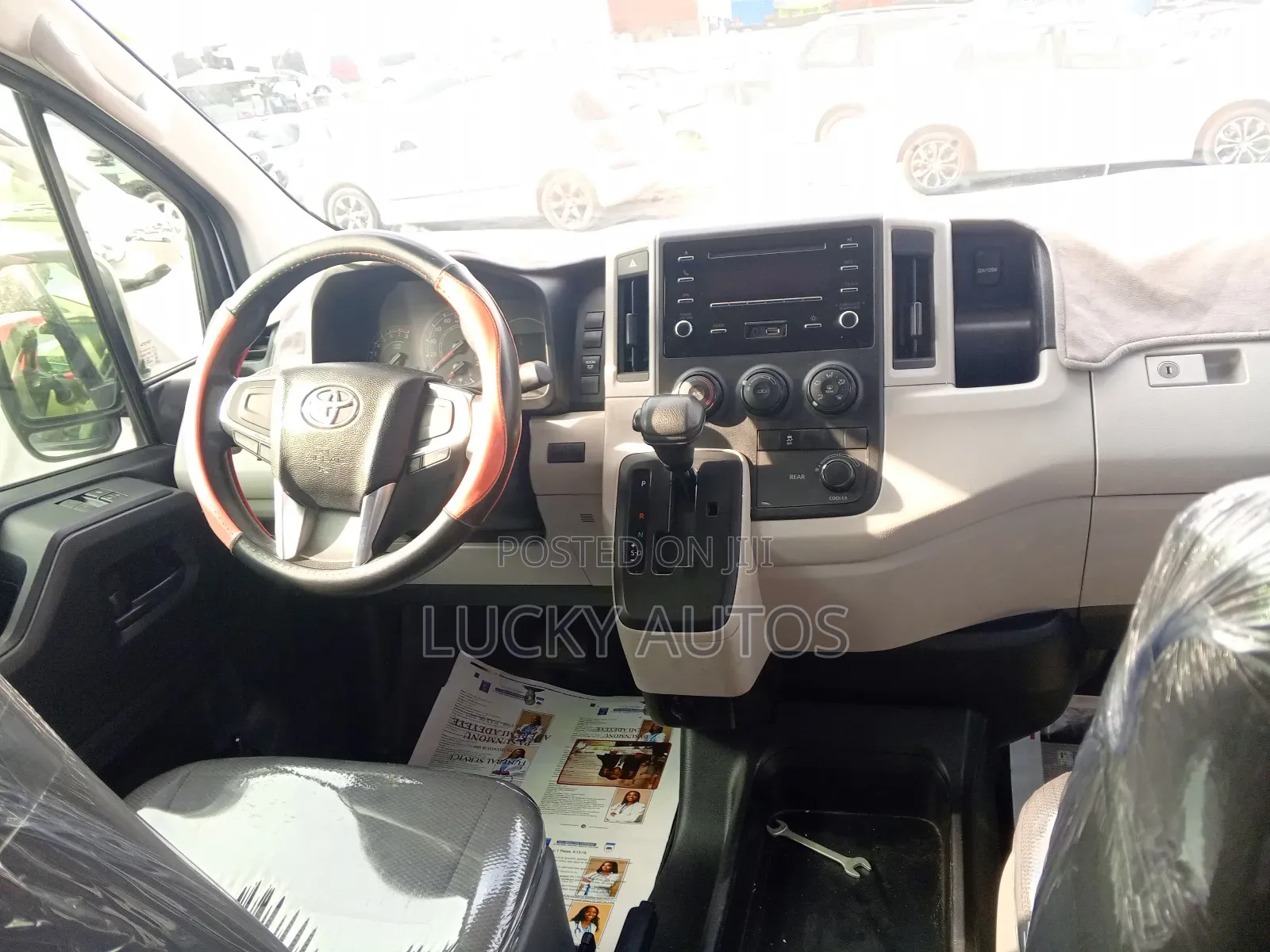 Toyota HiAce 2023 White