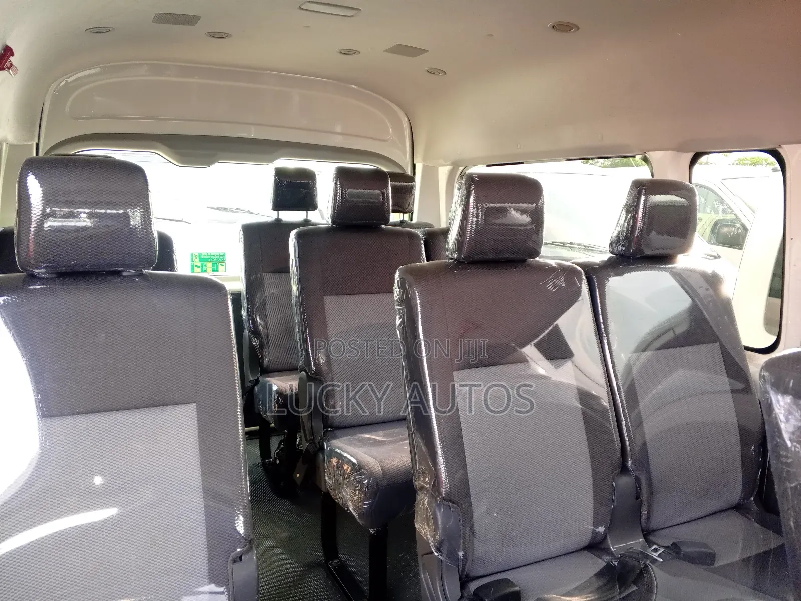Toyota HiAce 2023 White
