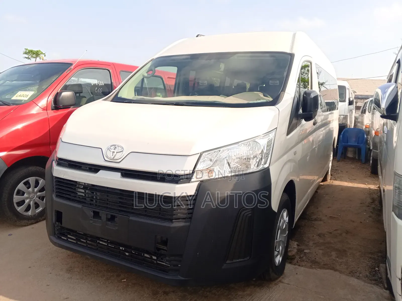 Toyota HiAce 2023 White