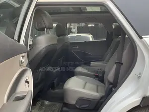 Hyundai Santa Fe Limited Ultimate AWD 2017 White