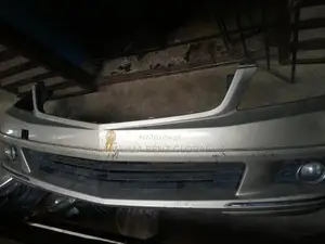 Fornt Bumper C 300 204 2009 Model