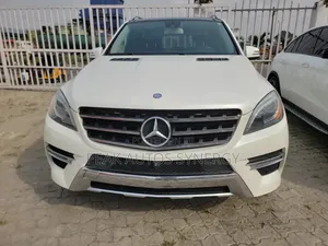 Mercedes-Benz M Class ML400 4MATIC 4dr SUV AWD (3.0L 6cyl Turbo 7A)