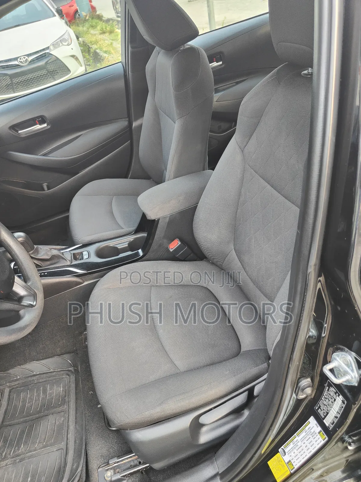 Toyota Corolla LE 2021 Black