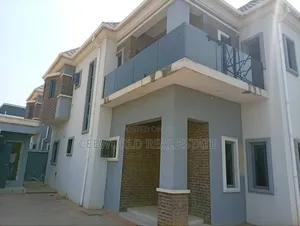 5bdrm Duplex in Alpha Grace Estate, Idishin for rent