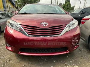 Toyota Sienna LE 8-Passenger 4dr Minivan (3.5L 6cyl 6A) 2015 Red