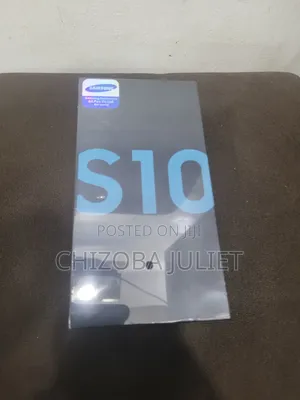 New Samsung Galaxy S10 128 GB Blue