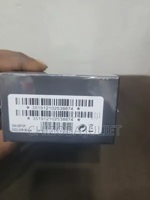 New Samsung Galaxy S10 128 GB Blue