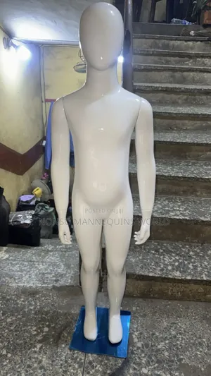 Age 8 To 12 Years Glossy White Unisex Kids Mannequin