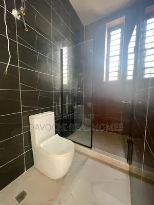 3bdrm Duplex in Ikota for rent