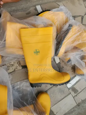 Yellow Rainboot (Safety)