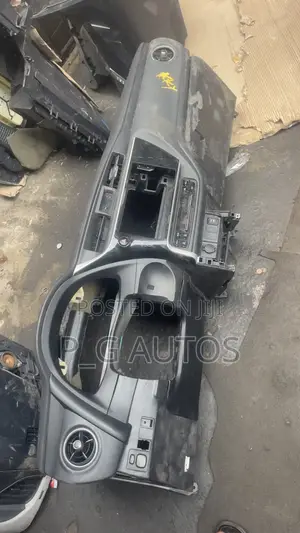 Corolla2018 Dashboard