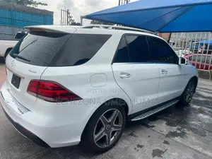 Mercedes-Benz GLE-Class GLE 400 4MATIC 2018 White