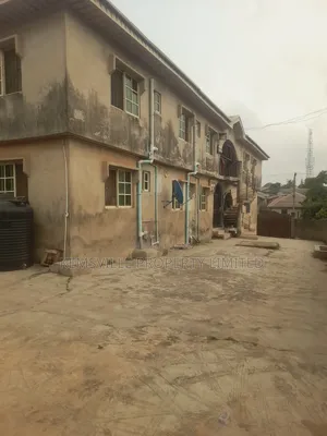 6bdrm Block of Flats in Ado-Odo/Ota for sale