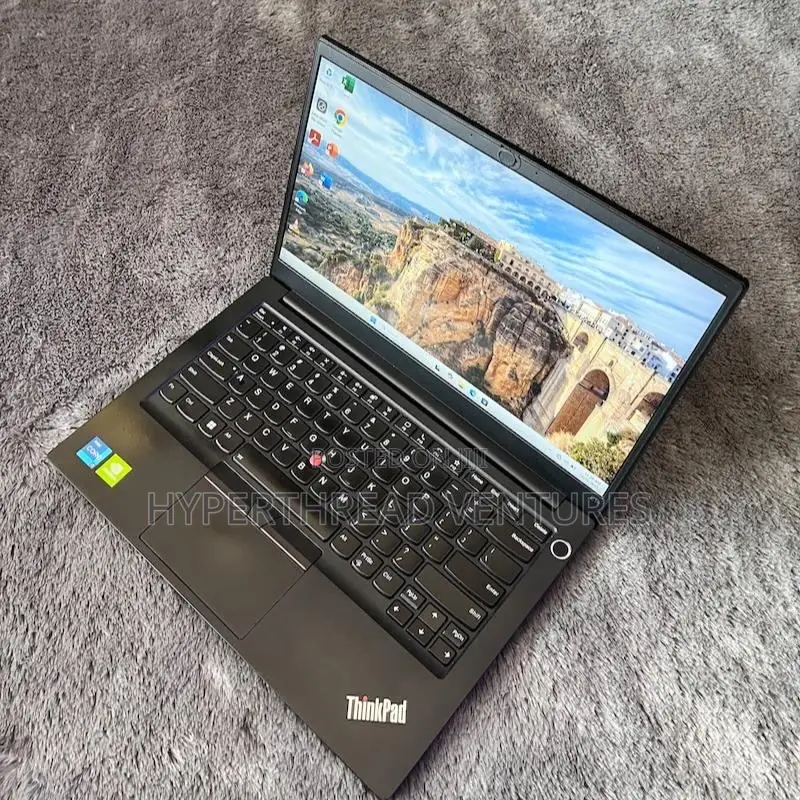 New Laptop Lenovo Thinkpad E16 G1 16GB Intel Core i7 SSD 512GB
