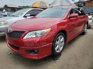 Toyota Camry SE 4dr Sedan (2.4L 4cyl 5A) 2009 Red