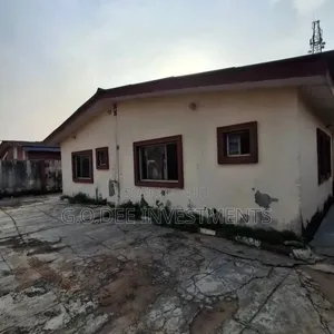 4bdrm Bungalow in Off Ago-Palace Way for sale
