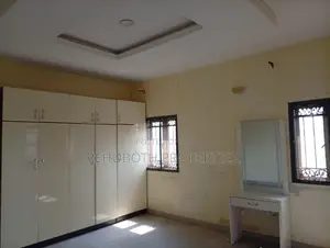 6bdrm Duplex in Alpha Grace Estate, Jericho for rent