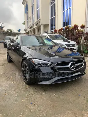 Mercedes-Benz C300 2024 Black