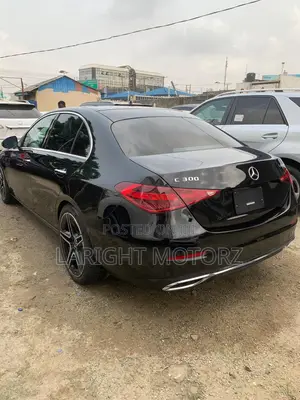 Mercedes-Benz C300 2024 Black