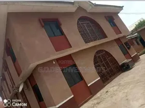 2bdrm Block of Flats in Off Ago-Palace Way for sale