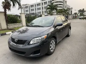 Toyota Corolla 2010 Gray