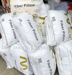 Premium Fluffy Bed Pillow – Soft, Comfortable Long-Lasting
