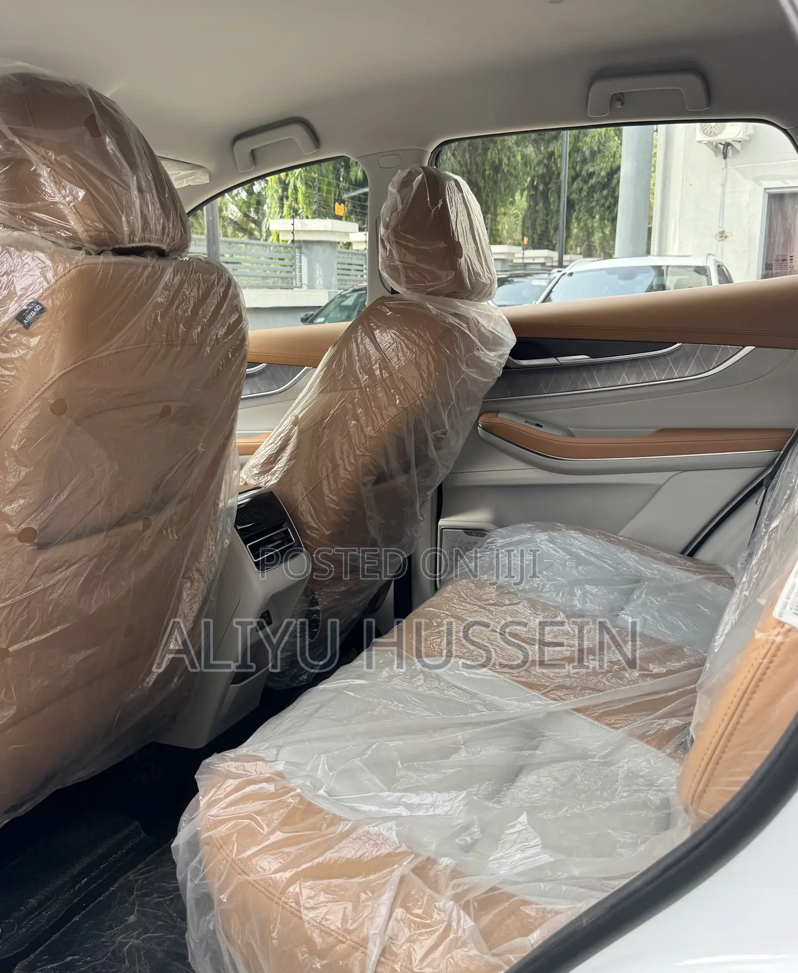 New Exeed LX 2025 White