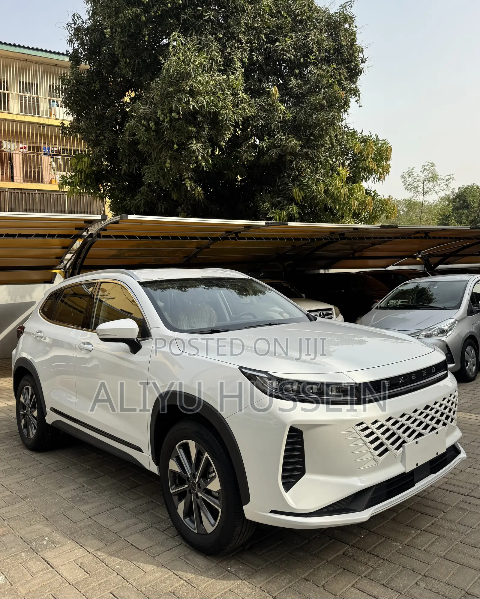 New Exeed LX 2025 White