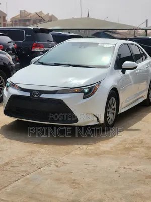 Toyota Corolla 2019 White
