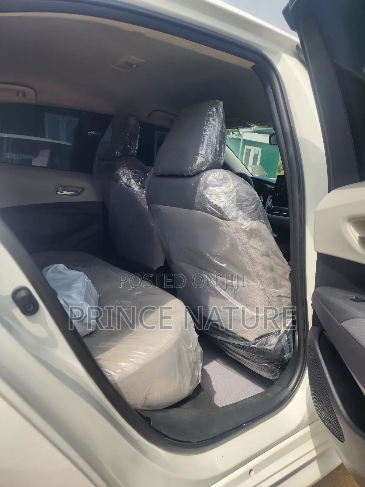 Toyota Corolla 2019 White