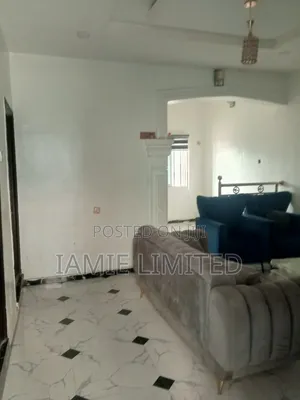 2bdrm Block of Flats in Pti, Warri for rent