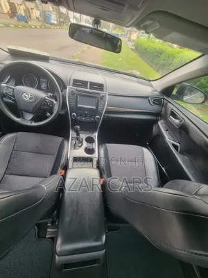 Toyota Camry SE 4dr Sedan (2.5L 4cyl 6A) 2016 Gray