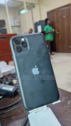 Apple iPhone 11 Pro 64 GB Black