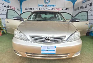 Toyota Camry 2003 Gold