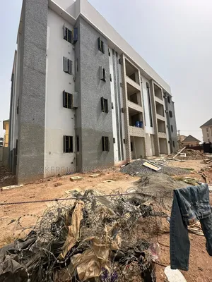 3bdrm Apartment in Game Village,Abuja, Kaura for sale