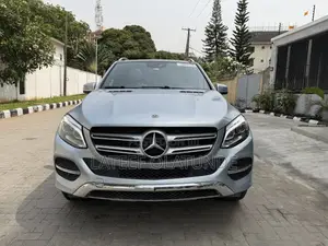 Mercedes-Benz GLE-Class GLE 350 2018 Blue