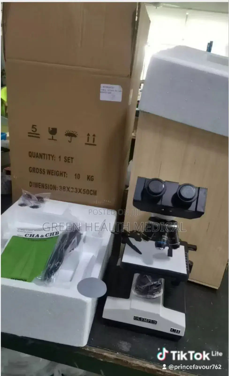 Microscope