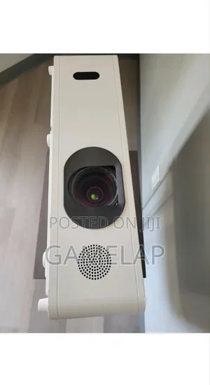 Hitachi Projector Cp Wu550 Wuxga 3lcd (American )Home, Office,Cinema
