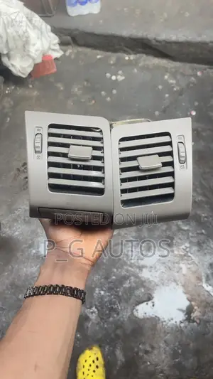 Ac Vents for Parado, Rx330, Rav4 and Prius