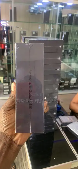 New Samsung Galaxy S10 128 GB Black