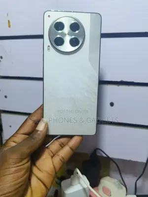 Tecno Camon 30 5G 256 GB Black