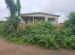 931sqm Residential Plot With 5 Bedroom Duplex and Two Room Chalet