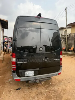 Mercedes-Benz Sprinter 2015 Black