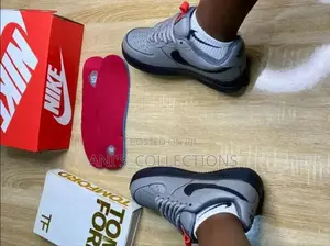 Nike Air Force 1