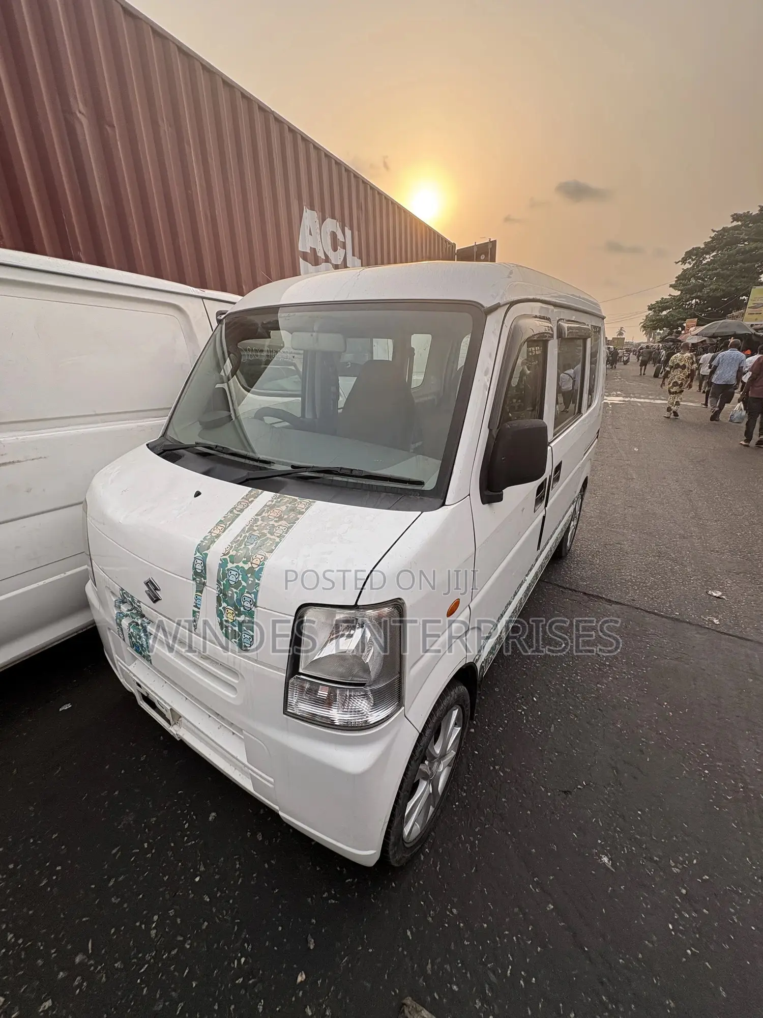 Suzuki Every 2012 White